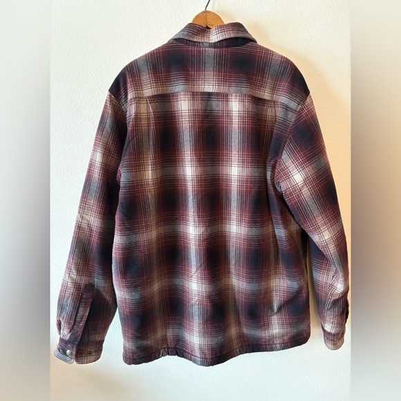 Carhartt Sherpa Lined Flannel Shirt Jacket size large - Picture 2 of 5